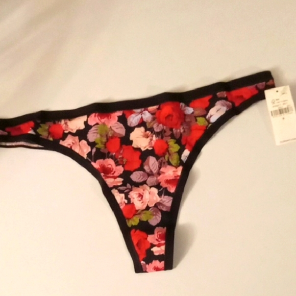 Old Navy Other - Old Navy Floral Panties - Black and Red